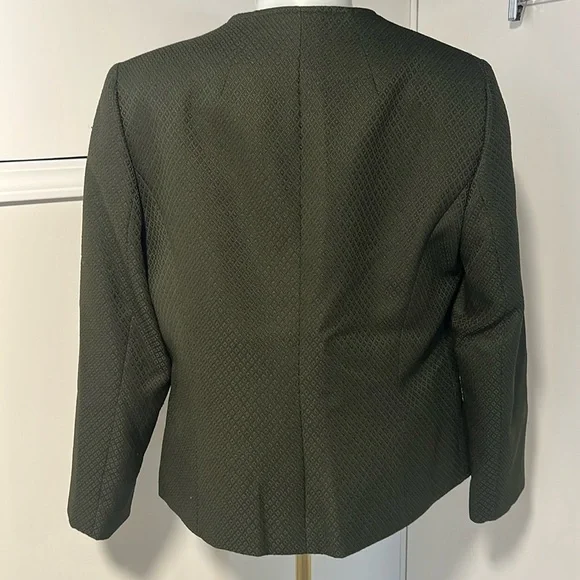 Tahari: Dark Sage Green Women’s Lined Blazer - Picture 3 of 4